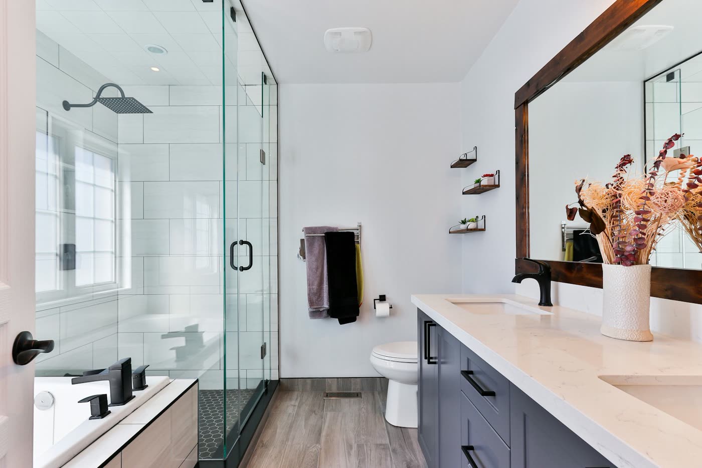 Fully renovated turnkey interior